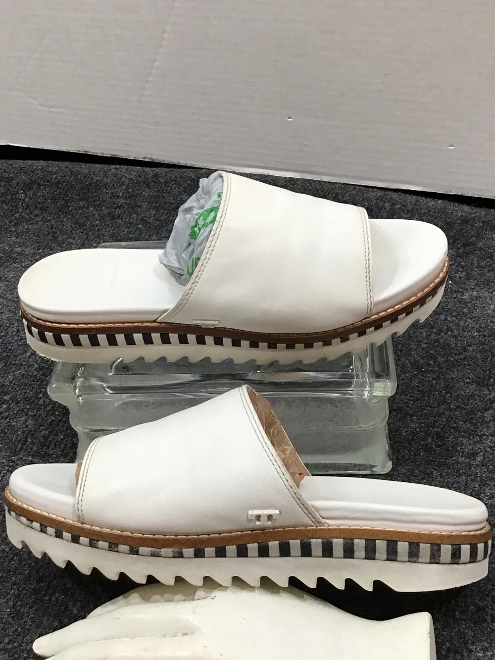 Tory Burch white leather platform slide mules 7